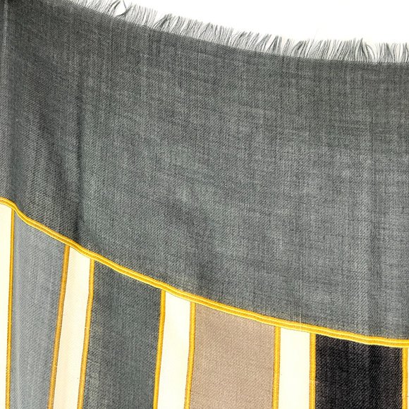 Sold on our website CHANEL Black Gray Cashmere Rectangular CC Logo Fringe Scarf - Picture 4 of 13